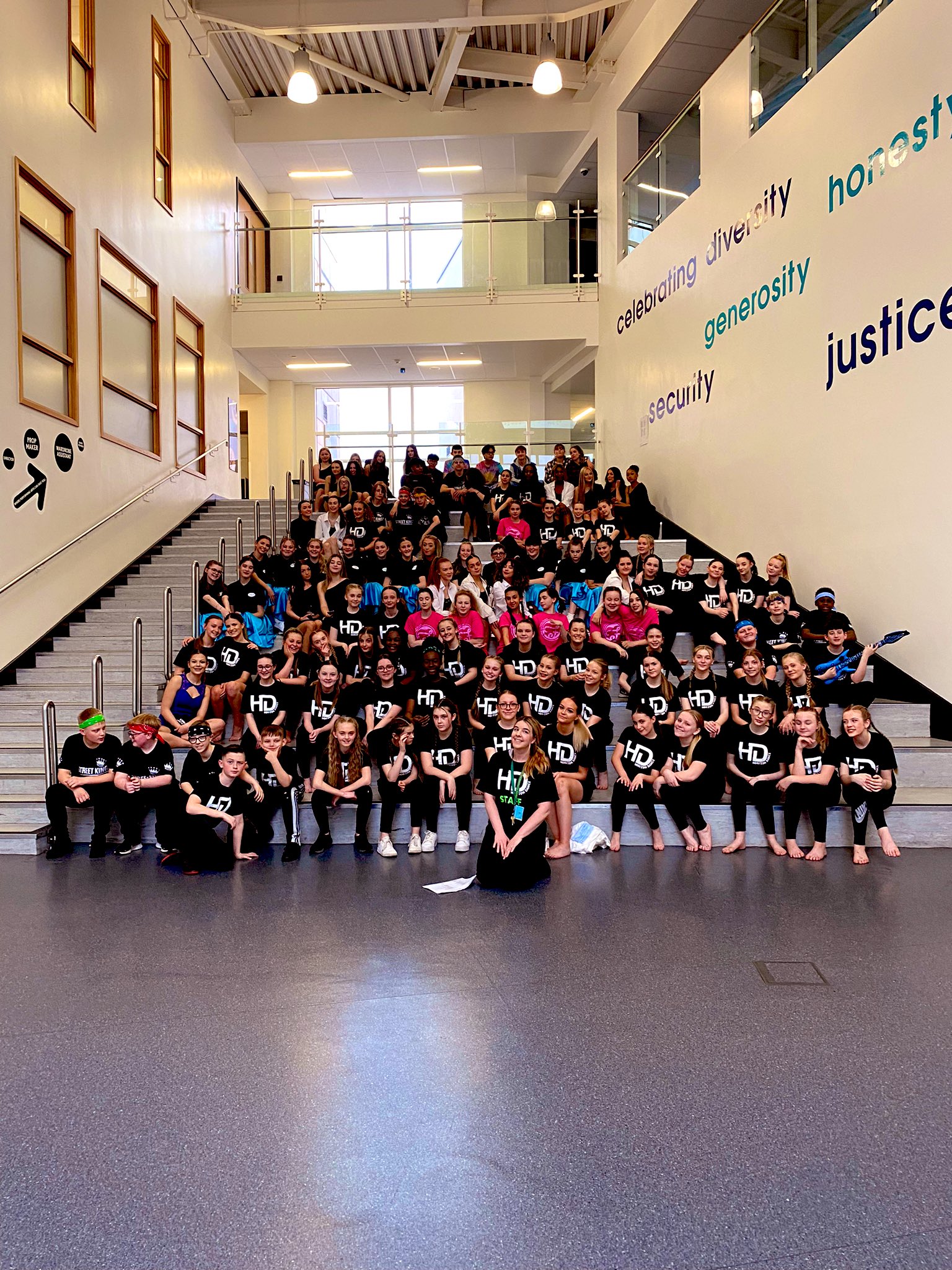 Horizon Dance on X: "We DID it!!!! You are all the most amazing talented kind funny and just all around incredible humans! Thank you for letting us share your talent each night