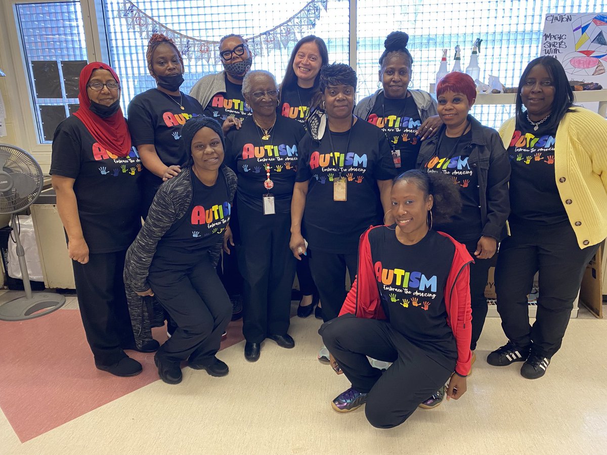 Embracing the awesome during Autism Acceptance Week with our amazing cafeteria staff! ⁦<a href="/ZoilaC/">Zoila A. Correa</a>⁩ ⁦<a href="/SOMSDK12/">South Orange & Maplewood School District (SOMSD)</a>⁩