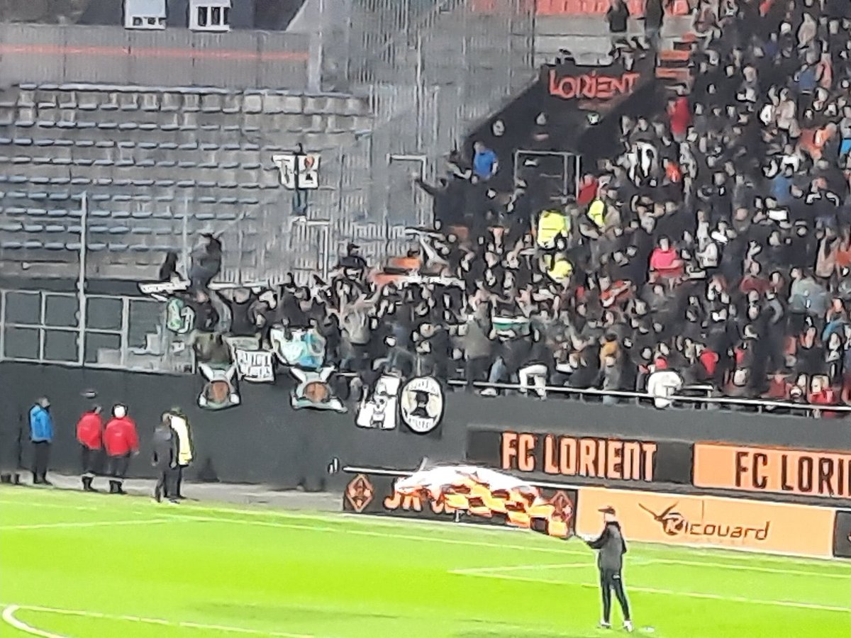 Ultras France tweet media