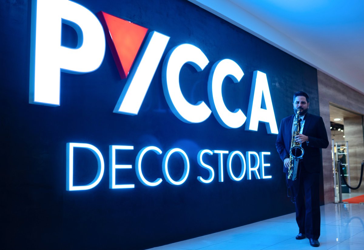 AlmacenesPycca's tweet photo. Así celebramos nuestra nueva tienda Pycca #DecoStore 🥂 en @Sanmarinogye, en una noche llena de lujo ✨ que compartimos junto nuestros queridos amigos, clientes, líderes de decoración y seguidores. 🤩💃🏽
¡Sigamos creciendo juntos! ☀️
#Pycca #SanMarino #deco #tendencias #evento https://t.co/sOzlpRLjcu