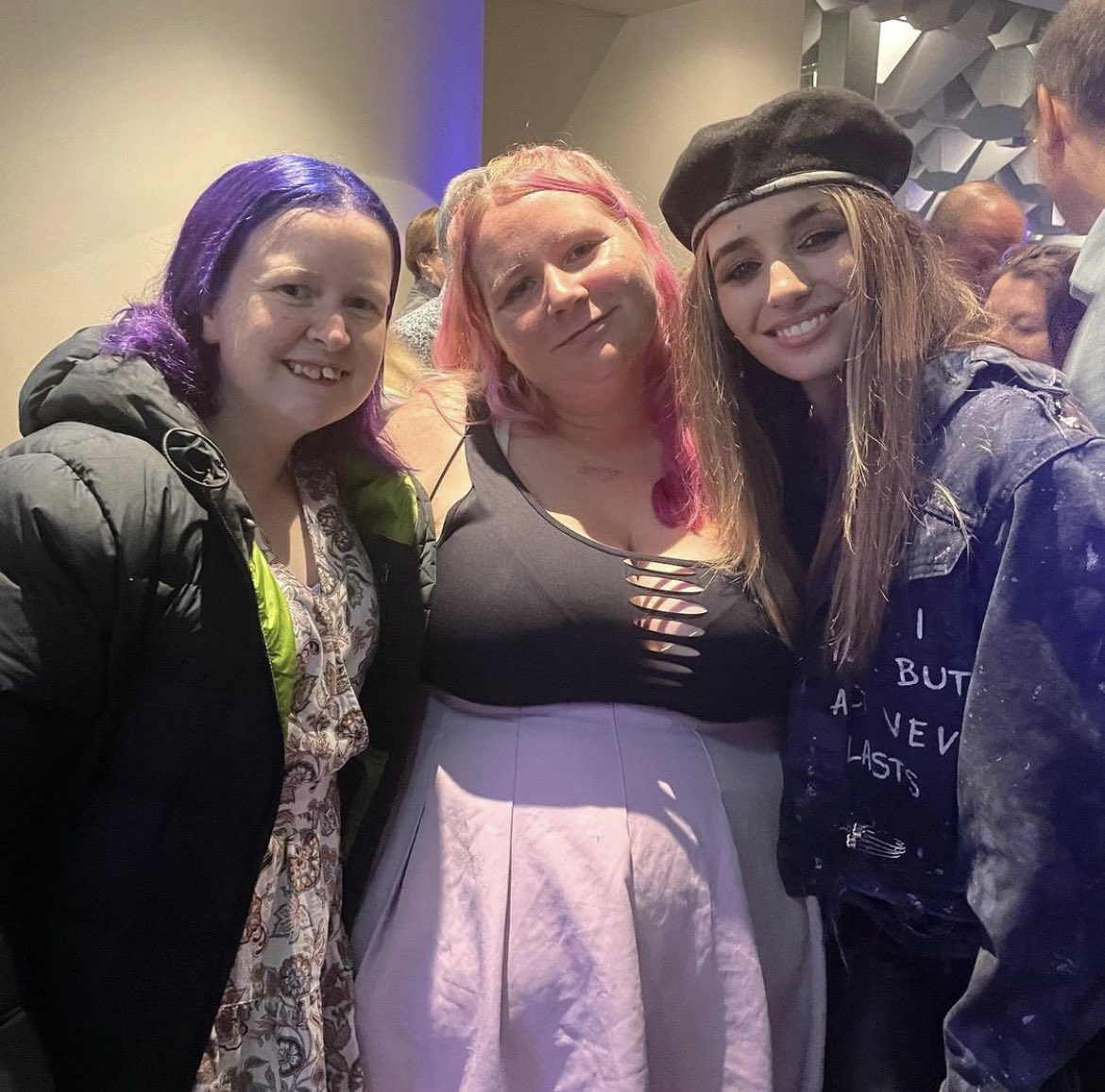 archerlover238's tweet photo. Last night felt surreal! @ChristinaCastle @Em_Jayne26 https://t.co/idOsFG1bAW