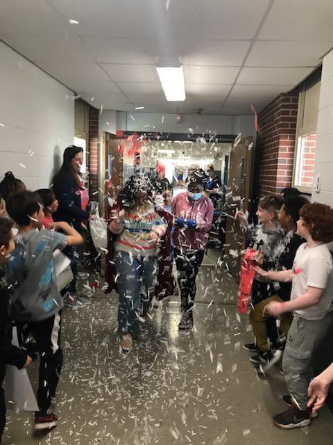SeachPrincipal's tweet photo. Celebrating Assistant Principal Week with our Seach Super Hero Mrs.Doherty! She touches so many hearts each and everyday!#seachROARS@Seach principal https://t.co/XuoQ40DYia