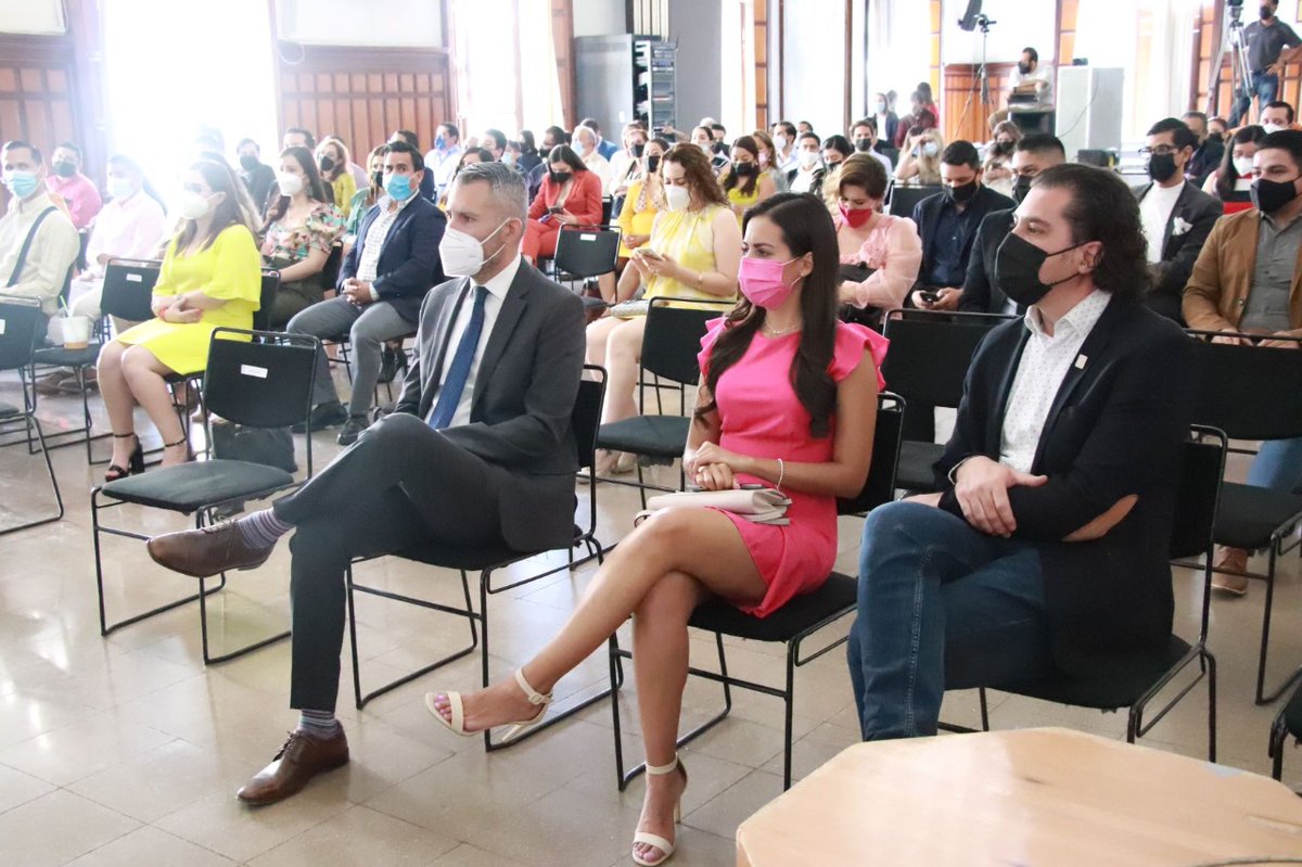 CESIP_ITEI's tweet photo. Felicitamos a todas las personas egresadas de nuestro Diplomado en Sistemas Anticorrupción, Transparencia y Rendición de Cuentas, impulsado por el @ITEIJal @CONAIP_SNT y @cpsseajal 
#Integridad #SaberPoder 
@chavaromero @Pedro_RosasH @NataliaMese @MenyoRojas https://t.co/bPn4HA3T2u