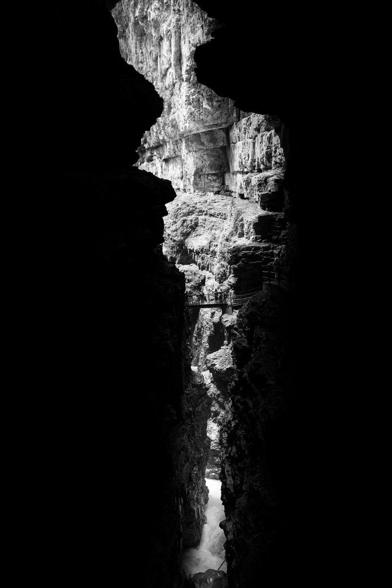 ShahriarNarmin's tweet photo. https://t.co/cz5ehzCKzY… #tez  #tezos  #NFTphotographers #NFTSPACESHIP #nftcollectors @kalamint_io 8,5 tez Among the Mountain
behind each darkness is the light https://t.co/6SJqkHCM9i