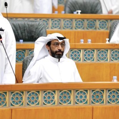 خلال شهور قليلة فقط قلب عبيد الوسمي مفهوم العمل السياسي في الكويت إلى الأفضل ، ومهما اختلفنا معه فهو مشروع رجل دولة حقيقي