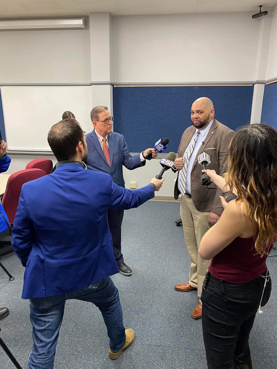 erikk292mke's tweet photo. Congrats @seanrlowe on making history as he becomes the 2nd Black elected #Wauwatosa Alderman. Cant wait to see what this chapt holds 4 u brother as you cont to reap what you sow! #MKEBrotherhood #ChingusMKE #RepresentationMatters #ReframetheNarrative
Photo Cred: @ranell_mke https://t.co/PyNa8o5OGV