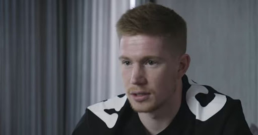 MirrorFootball's tweet photo. Kevin De Bruyne offers his take on Chelsea snub as he and Mo Salah prove Blues wrong

https://t.co/qLB9tSeI8V https://t.co/380dMfSMOB