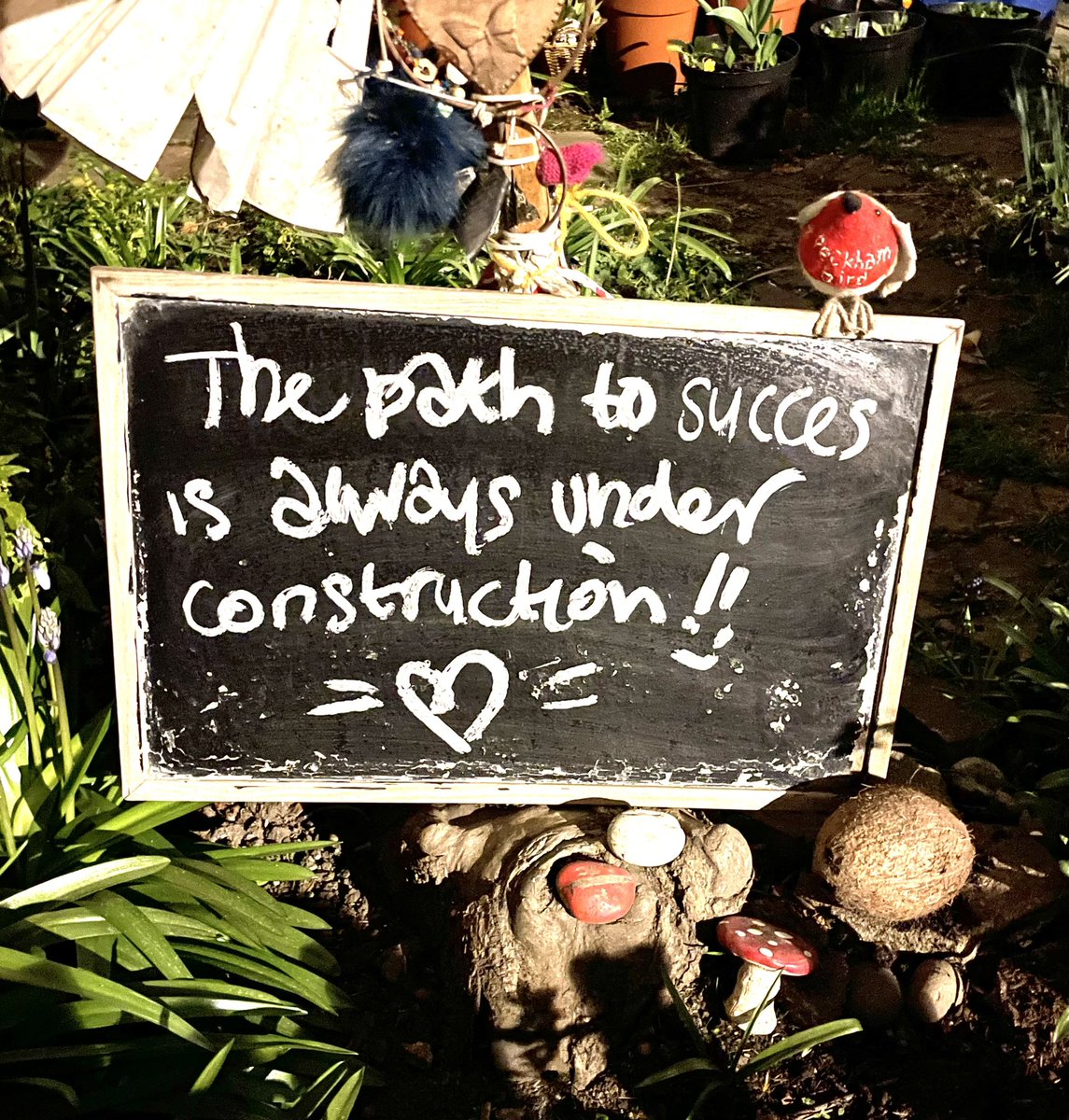 peckhambird's tweet photo. #thepathtosucces #alwaysunderconstruction #peace #please #peaceplease #beyou #kindness #wishing #Everyone #light #love #laughter and #joy in your dear #hearts 🌈❤️ https://t.co/uEQ47QMMfZ