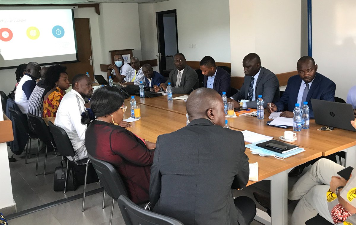 undpgabon's tweet photo. The past informs the future: Évaluation du programme de coopération 2018-2022. Échanges avec nos partenaires des ministères de l' #Economie, #DGPRO, #Budget, @ForetmerGOUVGA , @OnuGabon  et la société civile 🇬🇦 pour un meilleur engagement du @undpgabon et l’atteinte des #ODD. https://t.co/exw2P5kmdo