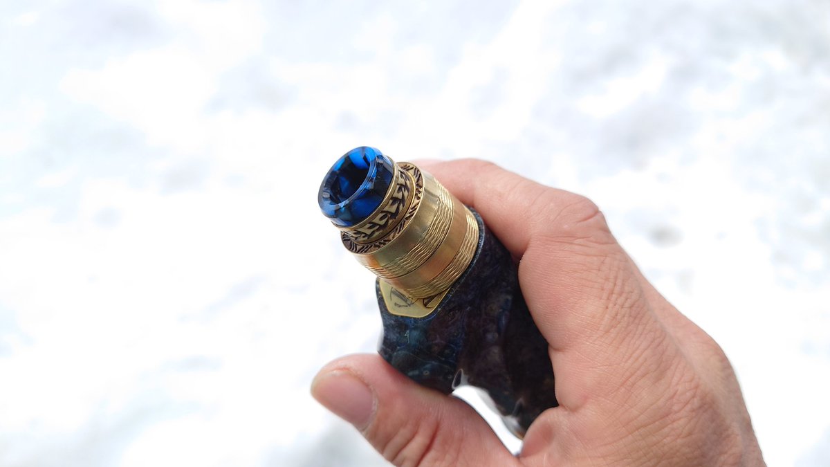 CebrjowHwScHCkj's tweet photo. 皆さん、おはよっチェ😆👍今日も宜しくご安全に🙇💦#LKC Aether Stab Custom + Anya RDA 25mm LE + halfmoonドリチ 😋💦 #VAPE #vape好きな人と繋がりたい #VAPE好きと繋がりたい #VAPE初心者 #LowkeyCustoms #iamlowkeycustoms #LovePinoyVapingGears #stabwood #GatubCrafts #Gatub #halfmoonmods https://t.co/yGI19W3wDL
