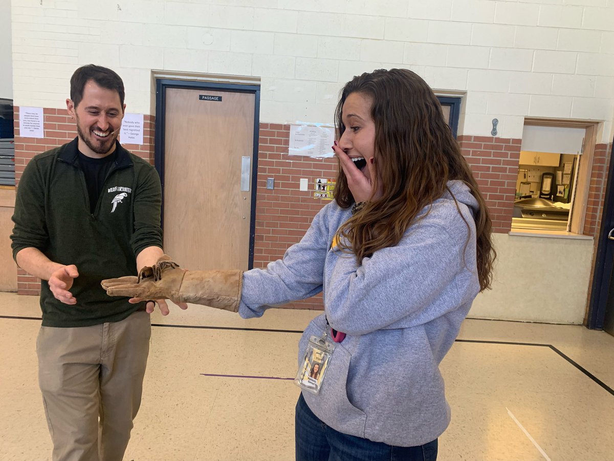 Miss_Garner_'s tweet photo. Today was Explore Day! We had a lot of cool visitors and did so many fun activities today! The students (and myself) had so much fun! #552Bobcat https://t.co/jm0ics9FTW