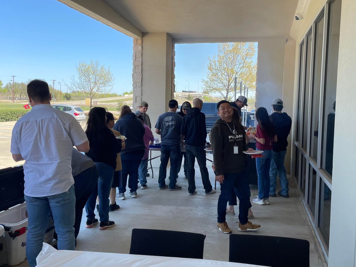 SellmarkCorp's tweet photo. Today, the Sellmark family came together to celebrate the beginning of Spring with a delicious lunch and tour of the expansion. We are so close to the finish line, stay tuned for the big reveal! #Sellmark #BrandsThatSell https://t.co/klormKGtse