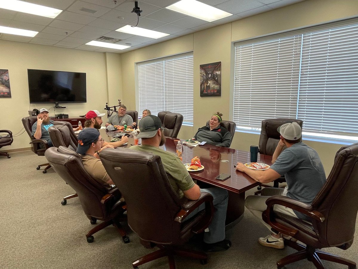 SellmarkCorp's tweet photo. Today, the Sellmark family came together to celebrate the beginning of Spring with a delicious lunch and tour of the expansion. We are so close to the finish line, stay tuned for the big reveal! #Sellmark #BrandsThatSell https://t.co/klormKGtse