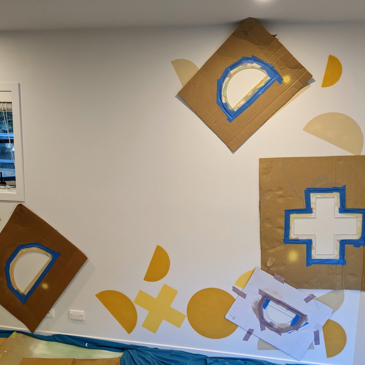 kellymilligannz's tweet photo. Last four going up! https://t.co/hQUObHun6P