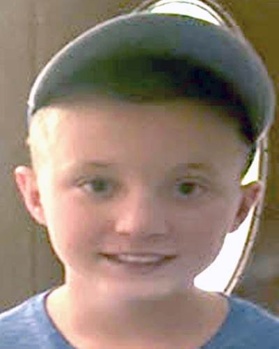 NoWonderland__'s tweet image. 🚨 MISSING CHILD ALERT 🚨
❌OUTREACH TO REPORTERS📣📣AND LAW ENFORCEMENT❌

JOSHUA SERENA, 13 y/o
Missing from 
#LeeCountyFL
#NorthFortMyers
Since April 5, 2022

Please #retweet and #tag local news stations! 
Joshua needs their help to come home 🥺🙏🏼
@SheriffLeeFL
@MissingKids