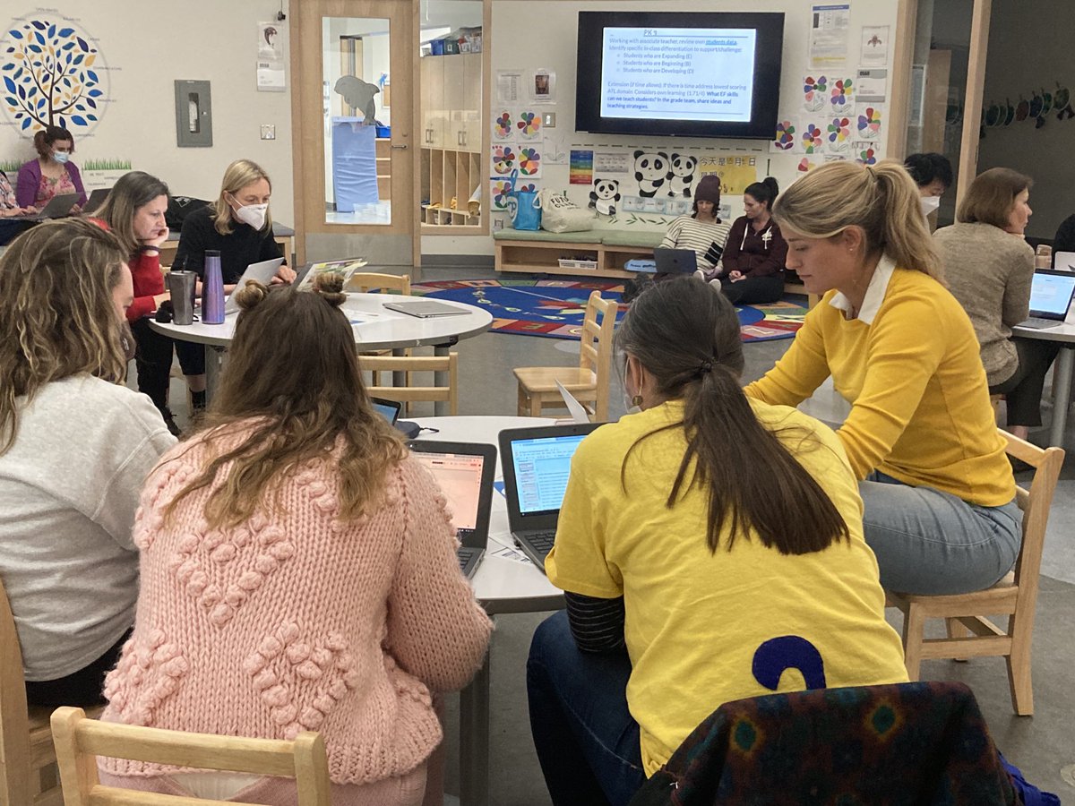 Michael Moore tweet media