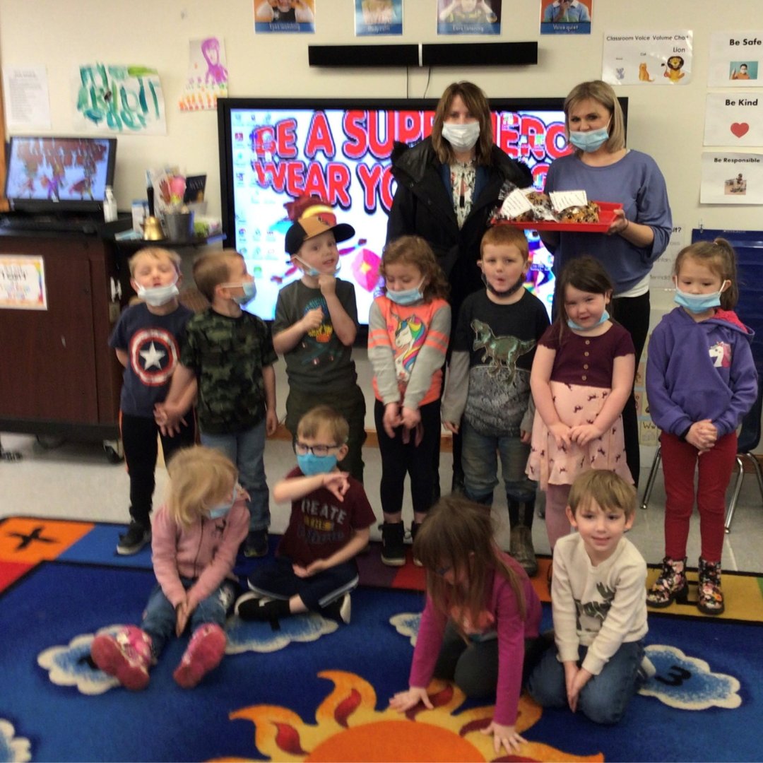 AnimalCareSanct's tweet photo. A BIG thank you to the Towanda location of Bradford-Tioga Head Start for their adorable treats for our doggos! We had the pleasure of meeting all the children and reading a special book, 'Please Don’t Tell Cooper He’s a Dog', from @books_cooper.

#ACSproud https://t.co/gZdkTC5xWM