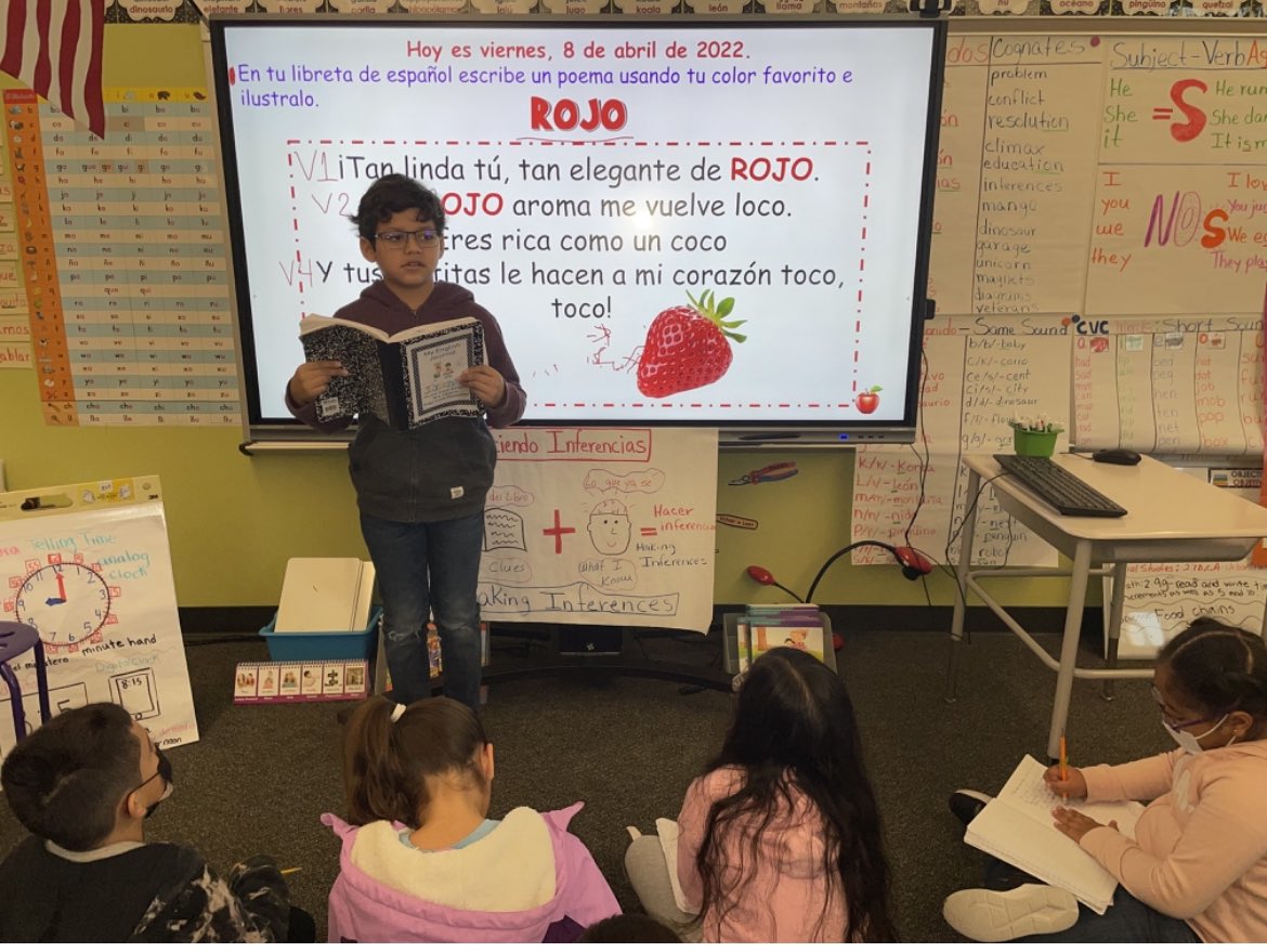 LucresyGoff_ELA's tweet photo. Today was the perfect day for a picnic…A Poetry Picnic that is! @HumbleISD_RCE Ss ended their poetry unit through stations and sharing their favorite original piece with their class! @Humble_ElemELA @HumbleISD_Multi #readthinkwrite https://t.co/w3FxOGNkrF