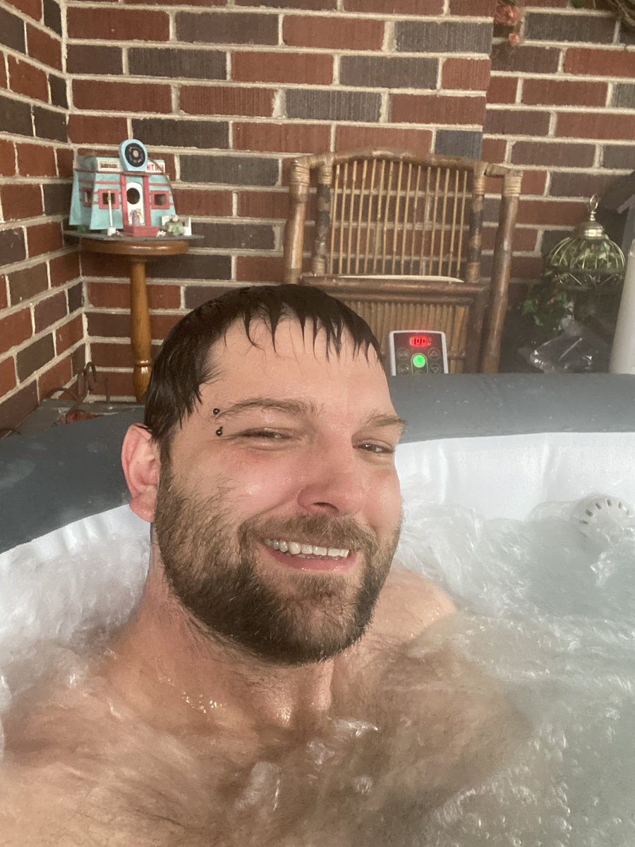 dcorvin88's tweet photo. Great way to end the week https://t.co/d0fZP3dEet