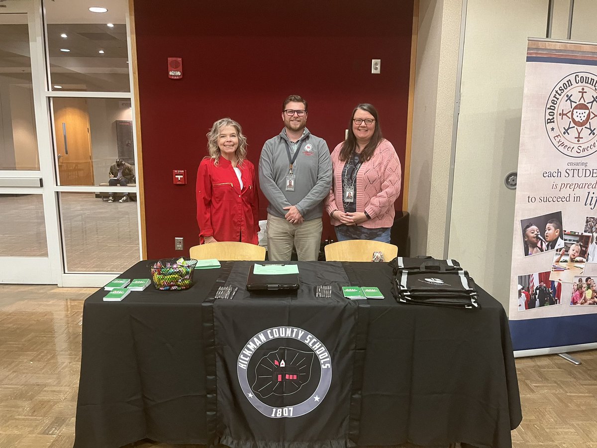 Loved recruiting teachers at APSU today with <a href="/ecannon85/">Eric Cannon</a> and Julia Thomasson. Had several stop by our table. Come join us! Hickman is a great place to work! #hcbest4kids 📚📐🖍✏️🧮