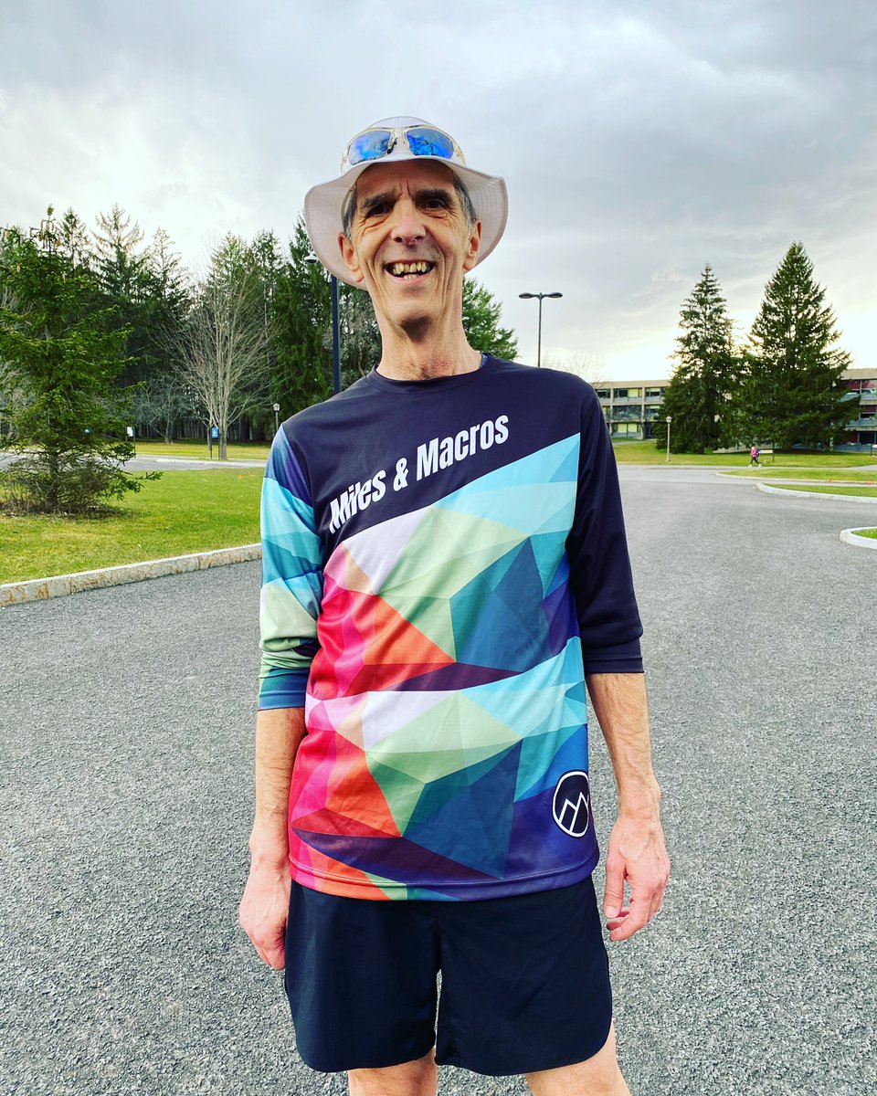 trail_is's tweet photo. Out for a nice Friday night run in our new awesome shirts from @miles.and.macros  They are so comfortable and kept us warm in the cool temps. ❤️❤️ #lifeistrailrunning #trailrunning #milesandmacros #runthedirt #trailrunninggear #3run5 #fridaynightrun #syracusetrailrunners https://t.co/L16Z52WgA9