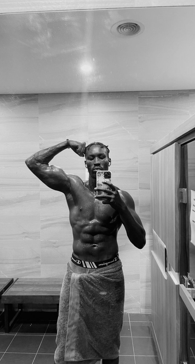 NoLimitTeekay's tweet photo. Cutting and shredding! More work to be done 🔋 🔙🔜 https://t.co/6723LucxLq