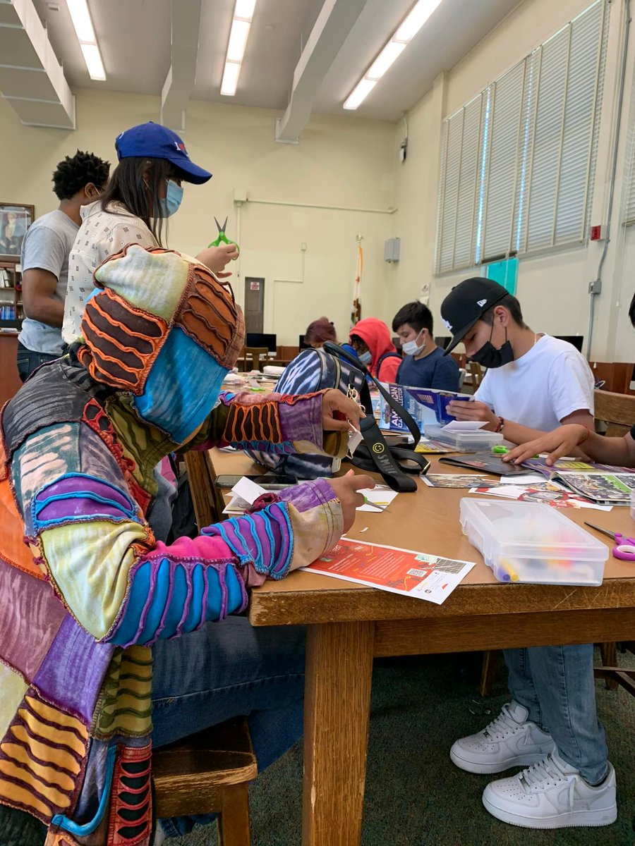 BaldwinHills's tweet photo. We had fun making #LAPLZines at the #zineworkshop today with #AbleARTSWork at #DorseyHighSchool Library! Join us for Baldwin Hills #ZineFest Saturday, June 11th at the #BaldwinHills Library to make a #zine of your own &amp; trade with others! https://t.co/7qusA2OLTK https://t.co/wXRwuuZGrS