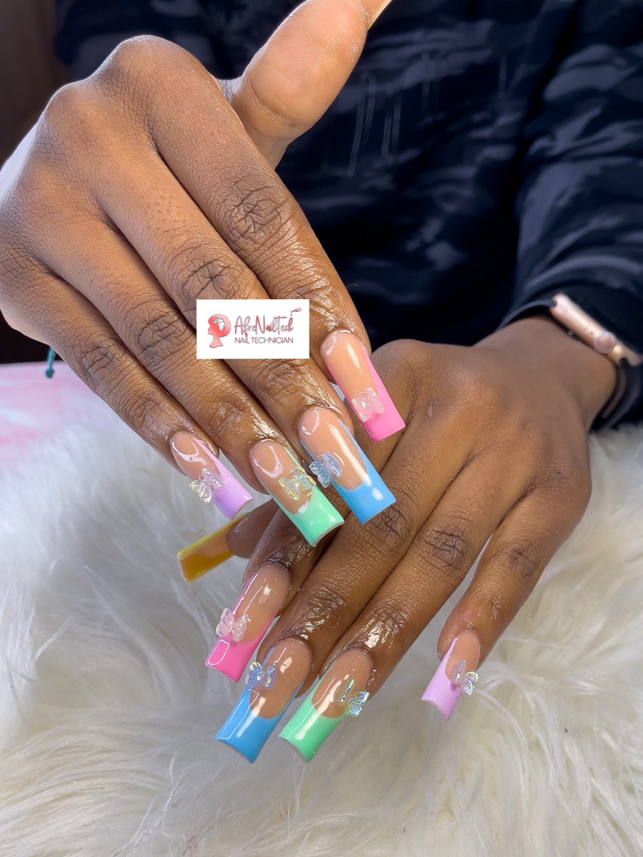 Ebozinam__'s tweet photo. Nails i did that i really enjoyed. :) https://t.co/UJeOSNjBGP