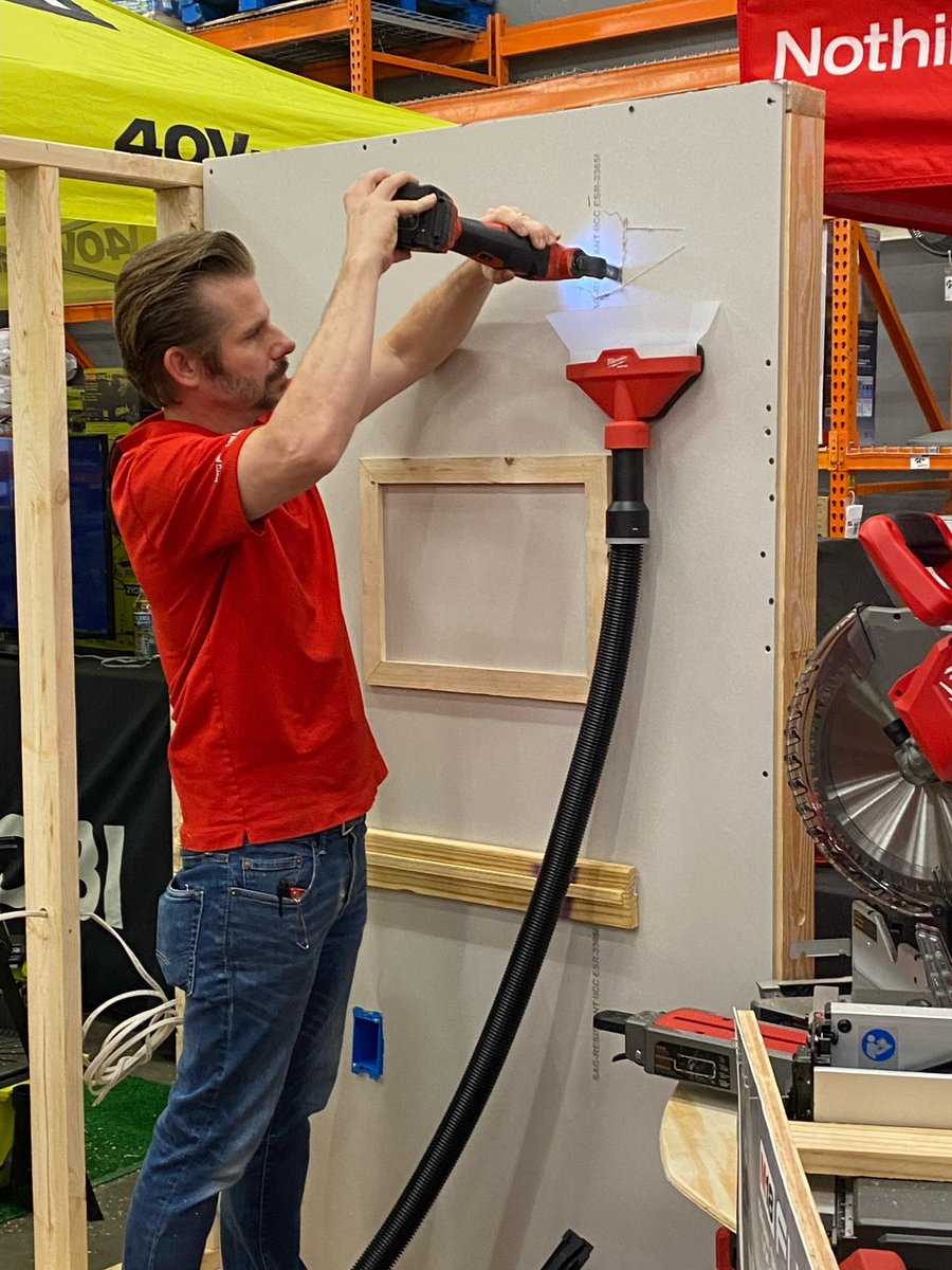 Product demos for our #ProAppreciation at 6336 #thebay keeping it looking tight! @langhorn_jon <a href="/anthonyusmc2/">anthony</a>