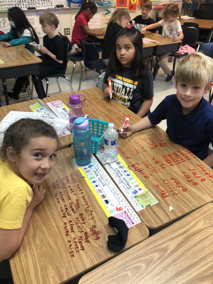 Ms. Everett's Class tweet media