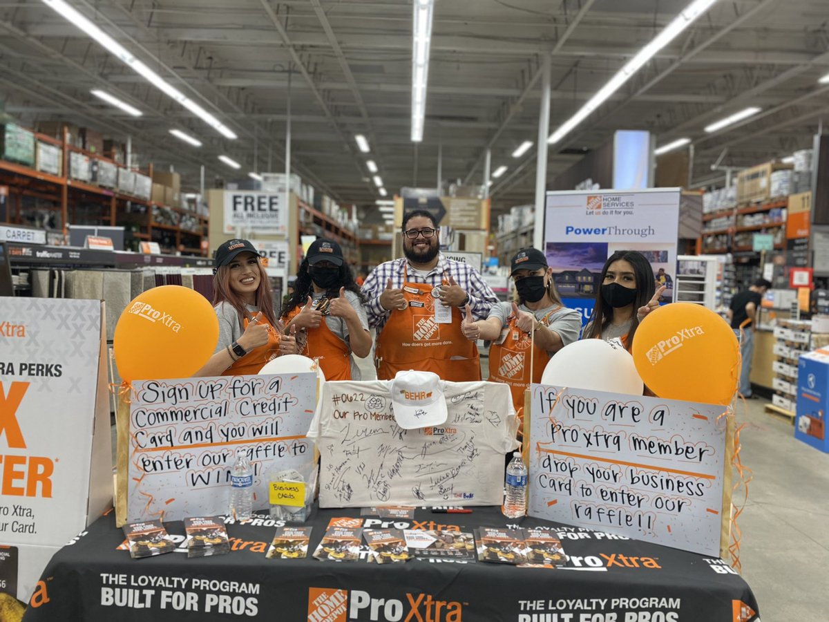Nick_G1991's tweet photo. Absolutely love our PRO team! #ProXtraPerks #4WeeksofRewards @AngelSM_831 @MRSSAHD @SteveKnottPN @ChrisNana1843 @RQuartiers https://t.co/QxoZmdea84