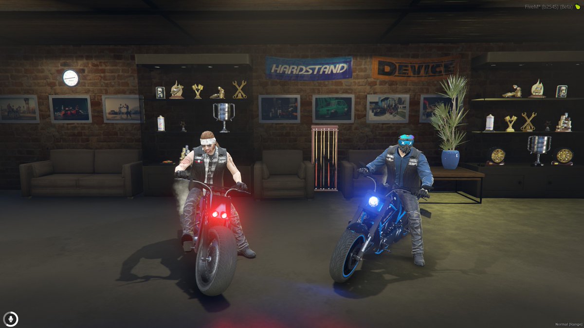 RpNolife's tweet photo. Come join our roleplay server (Nolife RP) we have Police jobs, EMS job, Bank robberies, chop shop, Racing and so much more!! looking for more police and crimes or people who want to start another gang!!! WE ALSO HAVE PETS NOW!!! join our discord now https://t.co/lXPVB80XQY https://t.co/sn8PfkDHYn