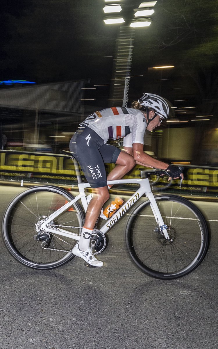 Some more images of InForm TMX MAKE at last nights Brisbane City  Criterium 🌆