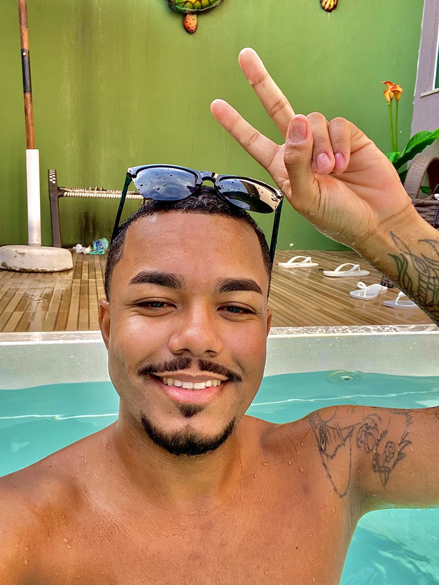 Mz57victorelli's tweet photo. Porque choras, Caio Castro? 🥵 rs https://t.co/Yskg6wJPlK