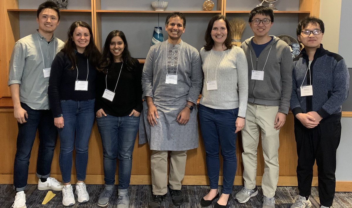 SNageebAli's tweet image. With past and current advisees: Ce Liu, @ece_teoman, @VasundharaMall2, @aislinnbohren, @xiaolin_econ, and @Wenhao19921.
Couldn’t be prouder of this group, and grateful for all that they have taught (and continue to teach) me.