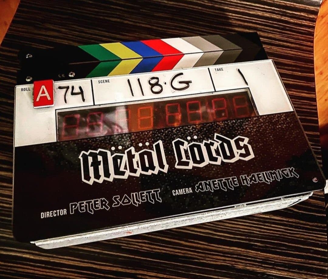 wiljocamvas's tweet photo. Reseña y crítica de la película Metal Lords de Peter SOLLETT.
https://t.co/fwy8wdXpqA @moviesonhive @HiveBloPoMo #movie #review #metalords #hive #posh https://t.co/Ugap4C4nYr