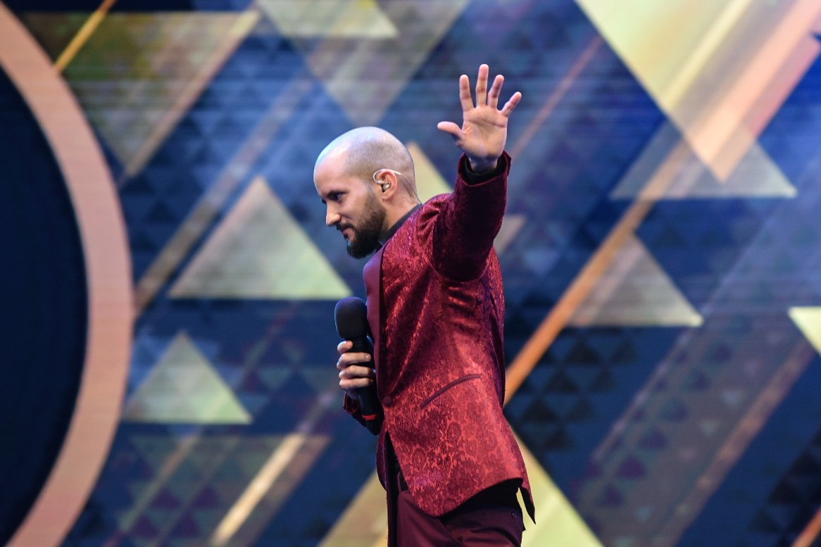 EGREMOFICIAL's tweet photo. ✨ Ya entramos en la recta final del concurso @san remo music awards . De 16 finalistas, ahora solo quedan 10! Ellos son Rosalía Gómez, Ary Rodríguez, Dayris Álvarez, Anibal Ramos, Nyle, Yarán Cruz, Alejandro Padrón, Dúo Iris, Ana Mariam y Saeed Mohamed.

#EGREM #SanRemoMusicVa https://t.co/2Mio3TsdXJ