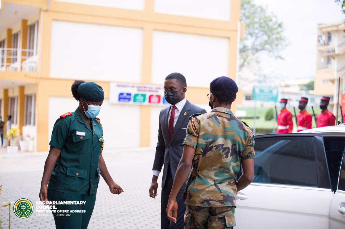 KnustCadet's tweet photo. A throwback of the days during the first State of SRC Address, The Former Comnander in chief @sesah of the KNUST cadet @KnustCadet being escorted by the then Head of Security for the SRC.

#Thegoodolddays https://t.co/tkHjjpHxdt