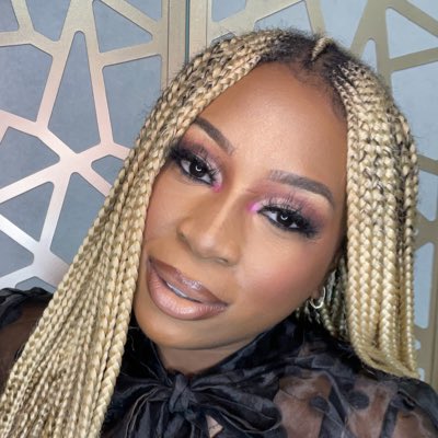 Adebeatmyface's tweet photo. #NewProfilePic https://t.co/H1fLufj74R