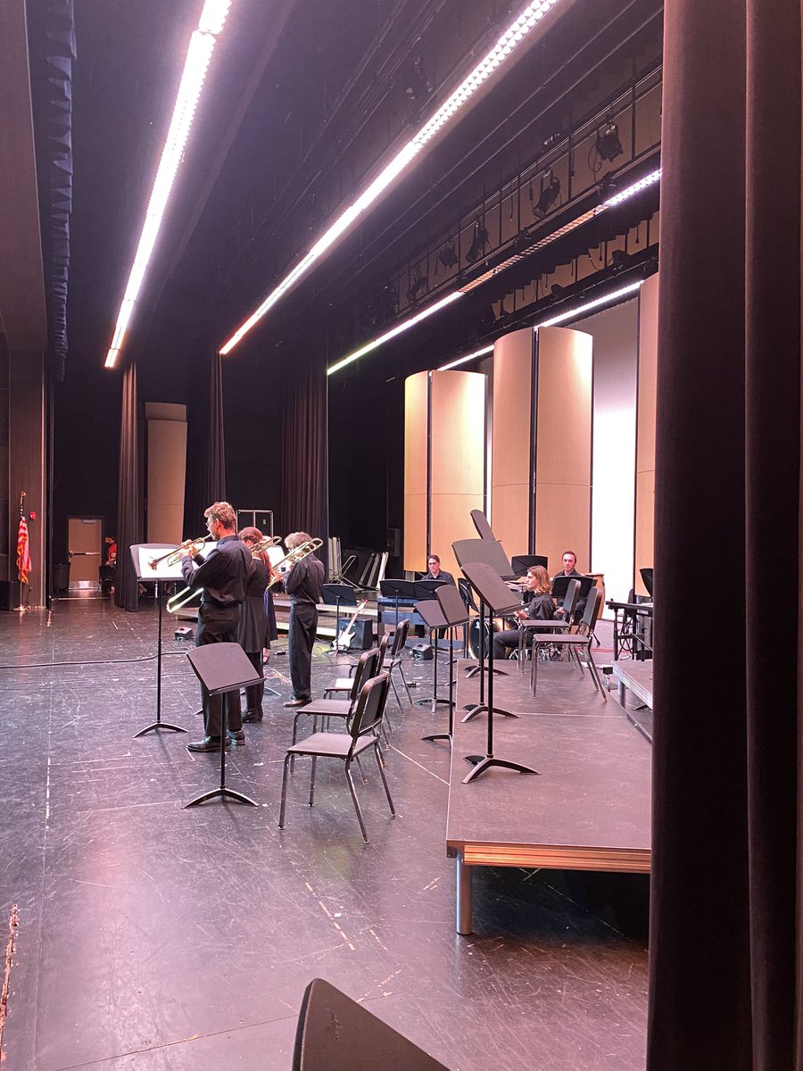 CLHSBAND's tweet image. Thanks for letting us share the stage at another OUTSTANDING Jazz at the Lake!