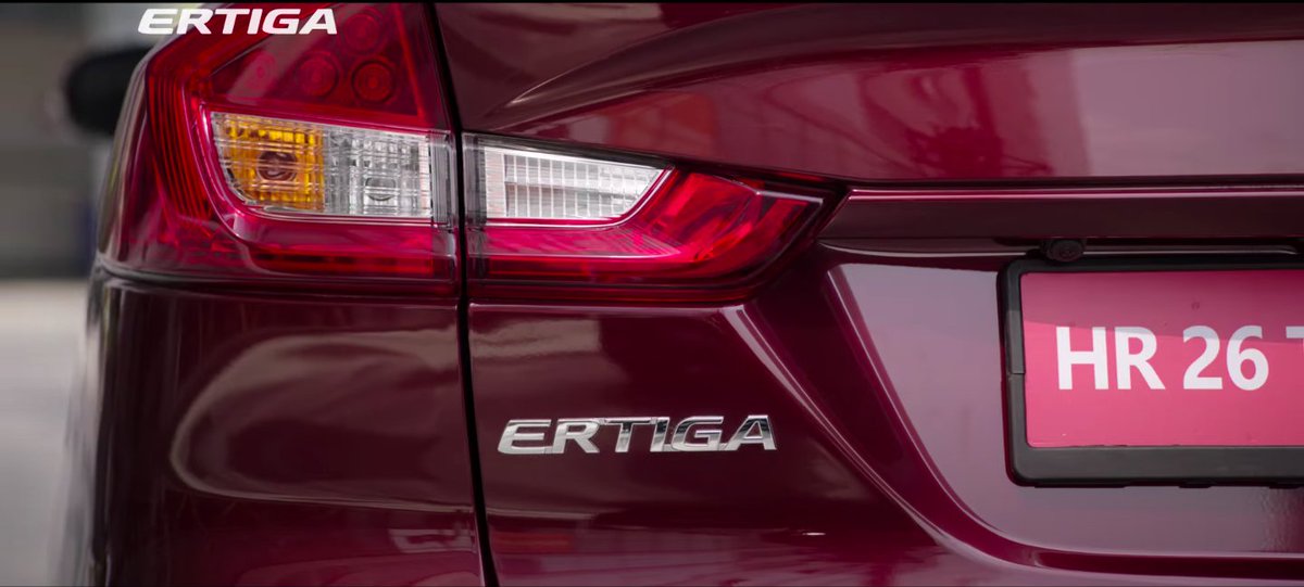 BunnyPunia's tweet photo. Updates on the 2022 @MSArenaOfficial Ertiga
- new 6 speed AT
- paddle shifters (wah!)
- different alloy wheel design
- cruise control (good!)
- updated infotainment system
Driving it later this month @91wheels
#AllNewErtiga #MarutiErtiga https://t.co/jjGVdNPgcn