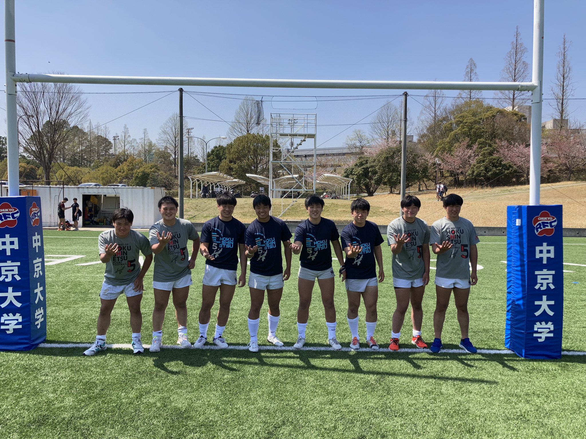 北越高校ラグビー部 北信越選抜対東海選抜 U17 U19の北信越選抜のメンバーとして8名の選手がセレクトされ試合をしました 3年ぶりにユースの活動が出来たことに感謝をし 学んだことをチームに持ち帰りましょう T Co Aior8p7n2g Twitter