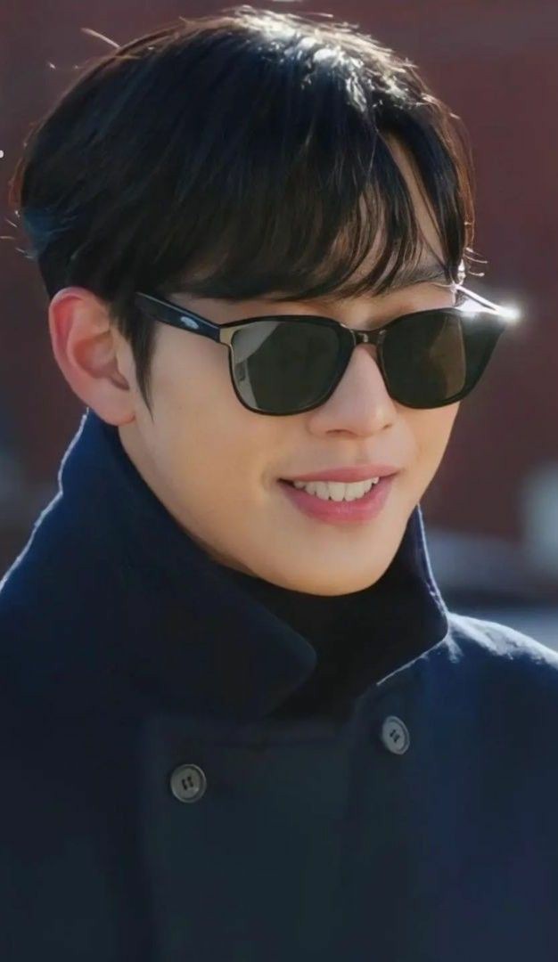 doieee__'s tweet photo. paul ahn ^^ >>>> https://t.co/CLunGE7TRe