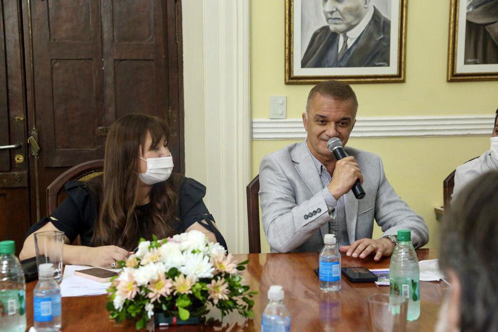 BUENA COSECHA 🍃

#Misiones tendrá 12 espacios de cuidados para hijos e hijas de trabajadores Tareferos.  

Iniciamos la gestión asociada entre organismos que están comprometidos con la prevención del trabajo infantil.