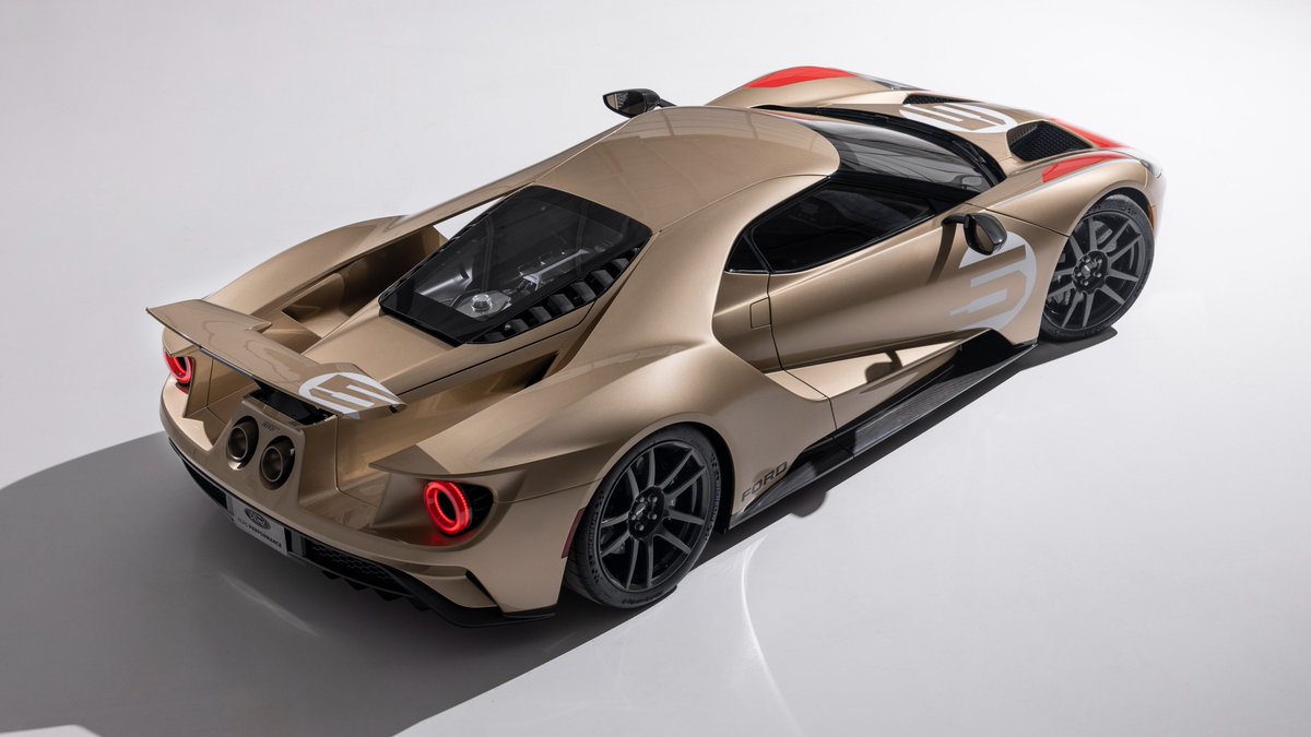 FordPolska's tweet photo. 👉#FordPolska #FordPerformace🏁
No to weekend zaczynamy tak👇
▫️ Oto nowa limitowana edycja #FordGT - Holman Moody Heritage Edition💪
▫️ Supersamochód po raz pierwszy pojawi się na Międzynarodowym Salonie w Nowym Jorku
Więcej o aucie wkrótce, a tym czasem...
Dzień dobry😎 https://t.co/eST6xluAHF