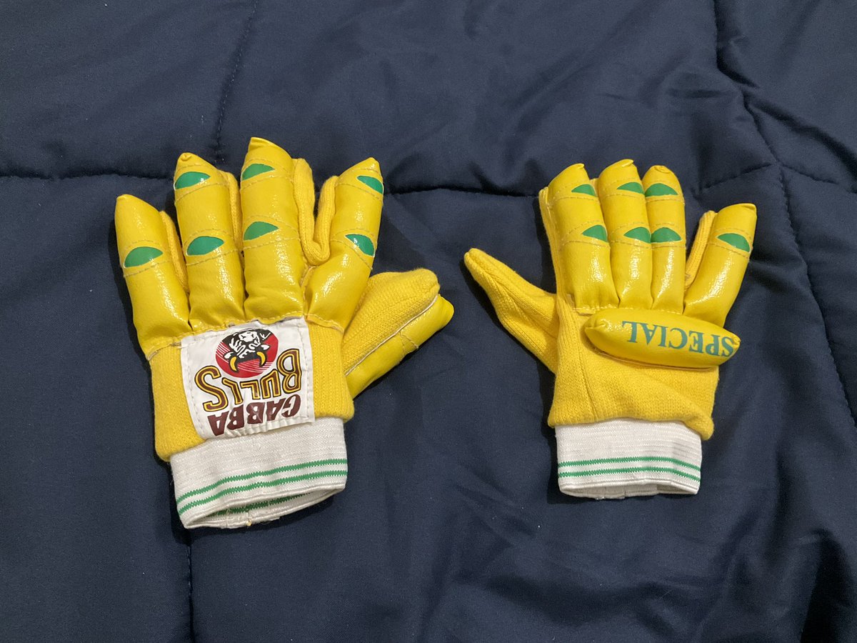 RedbackJim's tweet photo. @RisdonCricket @Eurostep93 will not rest till Marnus uses these in the nets! #RetroGold
Even though they don’t fit my 7yo daughter https://t.co/pPnsFEToab
