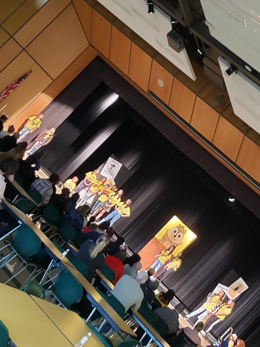 EducatorTPorter's tweet photo. What a great show! #FalconTALENT Very very funny! @DNMSFalcons https://t.co/7da0ihLGj2