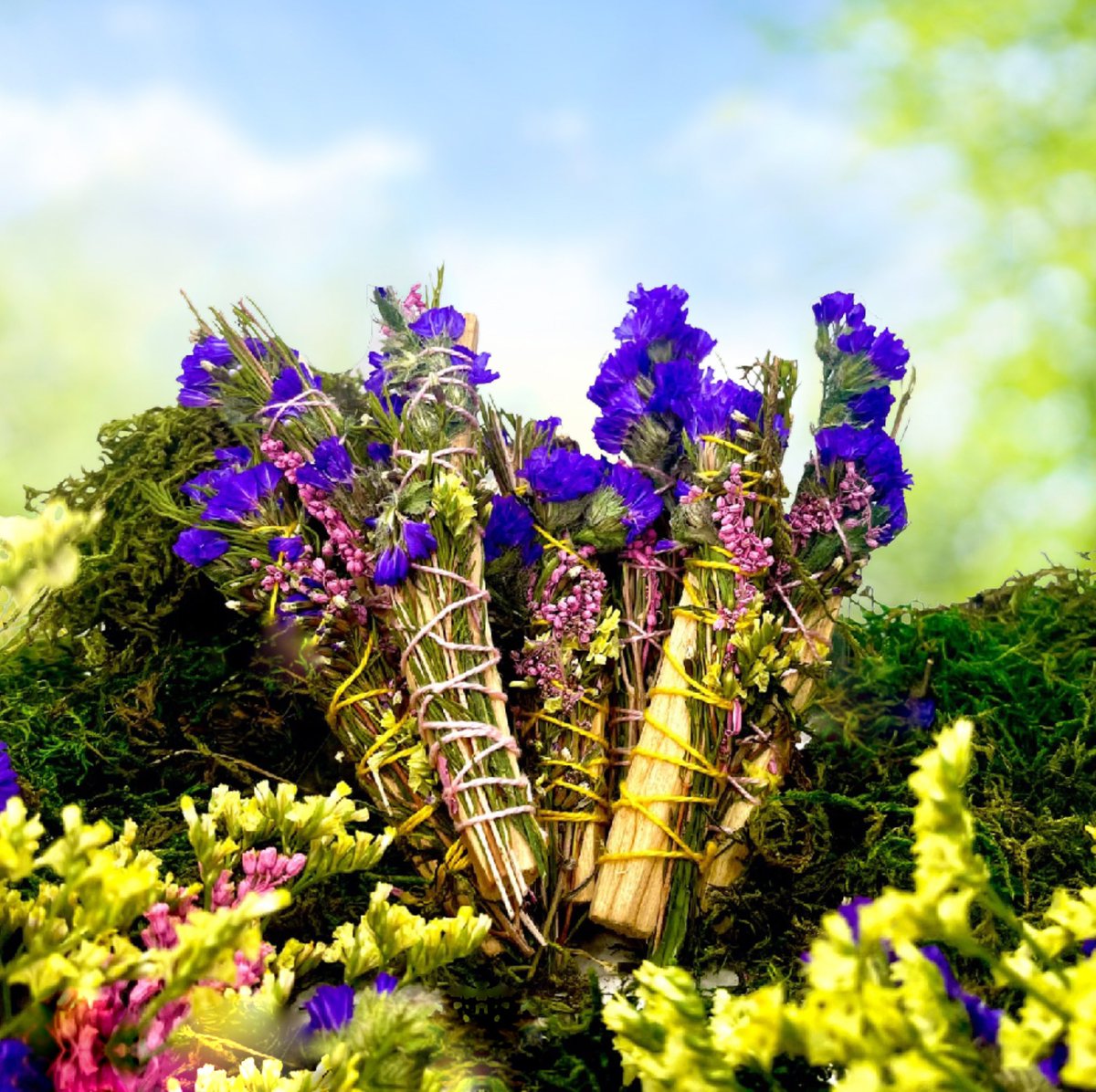 MysticxLipstick's tweet image. SPRING FEVER LIMITED EDITION ITEMS FOR RICHGIRLMAGIC.COM!!

USE CODE SPRING15 at checkout for 15% OFF