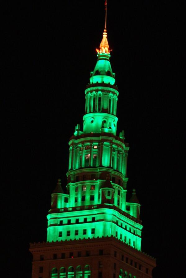 TowerLightsCLE's tweet photo. GREEN | #CSUGradWeek Thanks to all masters and doc students for your contributions and achievements. Hats off to you for all you do in education, business, research, sciences, arts, government, healthcare, engineering, and more - in the CLE and across the globe!  #CSUGradWeek https://t.co/aCU7QK7Tgn