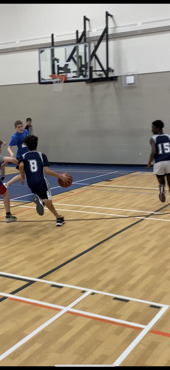 RyanPoelzer's tweet photo. Hard fought game today; came down to the last possession! Great job today Senior Boys Hawks! 🏀 @HarbourLandSch https://t.co/tg8KOdO1Mr